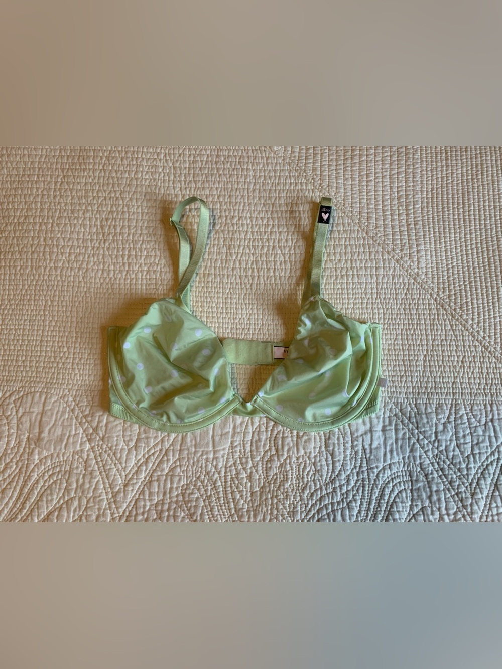 NEW Size 32DD Victoria's Secret unlined demi underwire bra